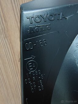 Toyota Yaris zadné svetlo - 2