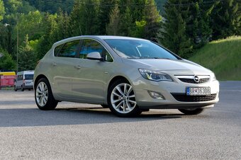 Opel Astra 1.7 CDTI ECOTEC 125k cosmo + zimné pneu - 2