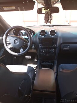 Mercedes-Benz ML 320 W164 - 2