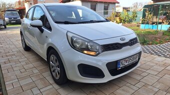 Kia rio - 2