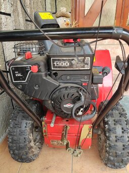 Dvojstupnova snežná fréza MTD E 640F - 2