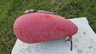 Nádrž so spínačkou - Jawa Pérak 250/350 - 2
