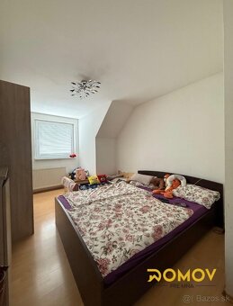 3 izbový byt s balkónom v centre obce - 2