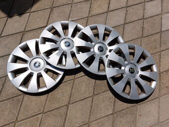 Celoplošné kryty diskov Škoda Hermes 16" - 2