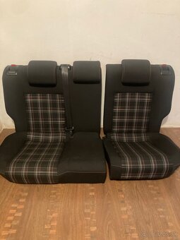 Sedadla na VW polo gti - 2