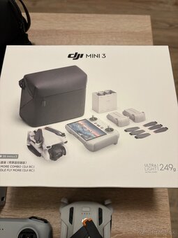 DRON DJI MINI 3 FLY MORE COMBO - 2