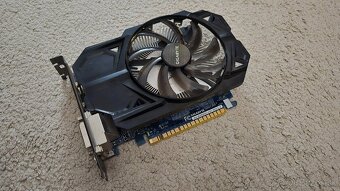 GIGABYTE GTX 750 1GB - 2