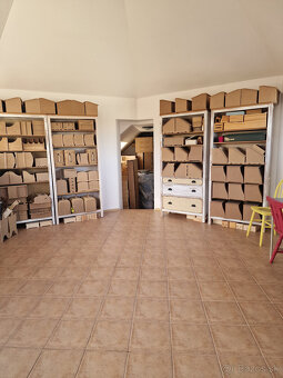 PREDAJ/PRENÁJOM obchodný priestor na pešej zóne v blízkosti  - 2