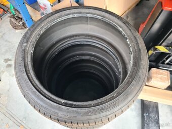 4x letné pneu 235/40R19 - 2