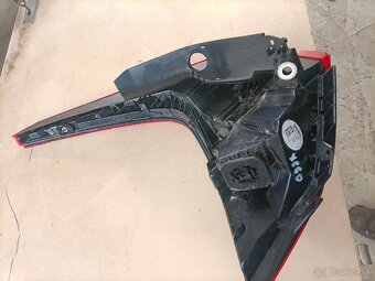 Zad.svetlo XC 60. - 2