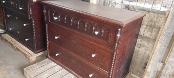 Starodavne komody -kasny - 2