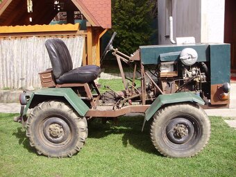 Predám malotraktor 4x4 diesel - 2