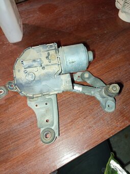 Motorčeky predných stieračov S MAX - 2