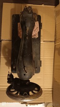 Šijacia mašina - 2