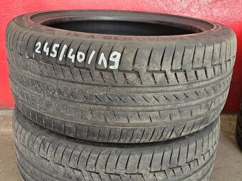 245/40 R19 Continental - 2