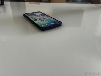 Iphon 11 /64 gb - 2
