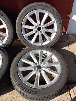 5x112 R19  255/45 r19 - 2