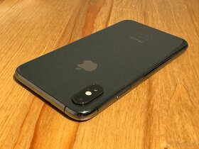 iPhone Xs 64GB čierny - 2