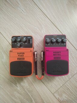 Behringer Super Fuzz SF300 a Heavy Metal HM300 - 2