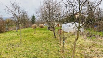 Na predaj stavebný pozemok 1.500 m2 v okrajovej časti mesta, - 2