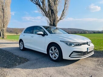 Volkswagen Golf 2024, 17 400km - 2