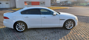 Predám - Vymenim Jaguar XF 2.0 D 132kw r.v.2017 - 2