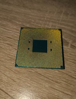 AMD Ryzen 5 3600 - 2