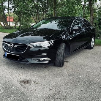 Opel Insignia Grand Sport - 2