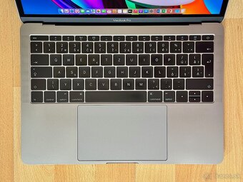 MacBook Pro 13" A1708, NOVÁ BATERKA, SUPER STAV - 2