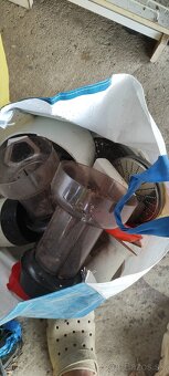 robot nepoužitý. - 2