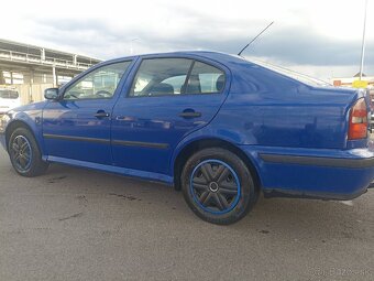 Škoda Octavia - 2