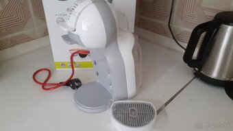KRUPS Nescafé Dolce Gusto Mini Me + 15 kapsul kavy za 1 Eur - 2