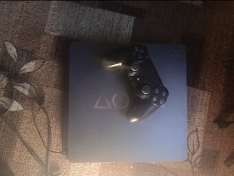Predám PS4 - 2