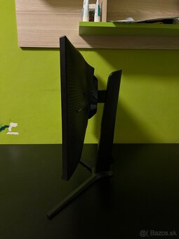 Samsung monitor - 2