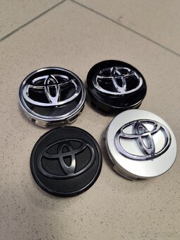 Stredové krytky Toyota - 2