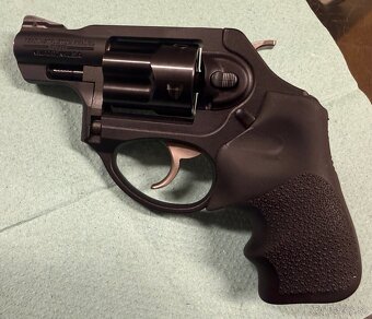 RUGER LCR 38špeciàl+P - 2