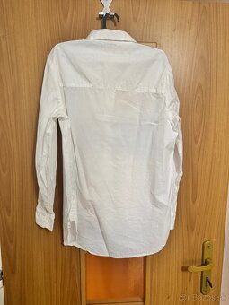 Biela košeľa - 2