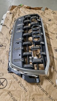 GRILL MASKA AUDI Q7 4m 4M0853651BE - 2