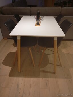 Stôl plus stolicky - 2