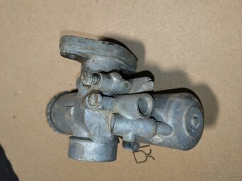 Karburátor jikov - 2