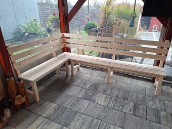 Drevena rohova lavica - 2