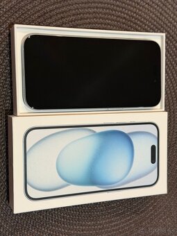 iPhone 15 128gb modrý - 2