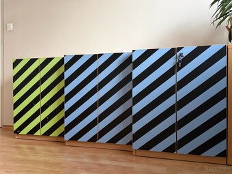 4 skrinky a stôl - 2