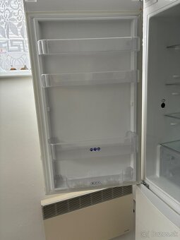 Predám chladničku značky Whirpool - 2