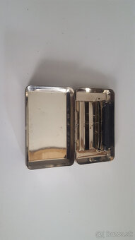 Tabatierka s logom marihuany - 2