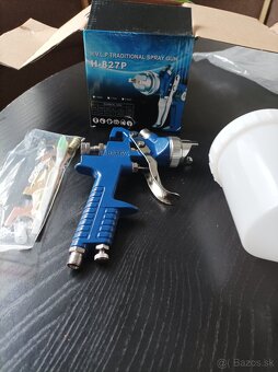 Striekacia pištoľ - 2