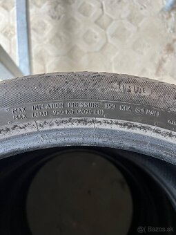 Pneu R22 - 2
