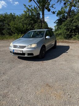 Volkswagen Golf V 1.6 Benzín 2008 - 2