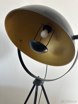 Stojaca lampa - 2