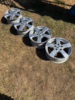Disky R16 5x114,3 - 2